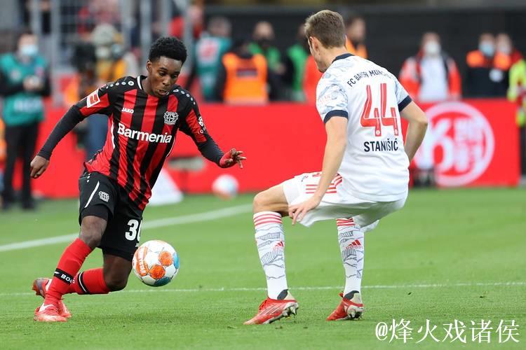 多特迎战勒沃库森:阿德耶米坐镇,小贝林厄姆与丘出战 多特迎战勒沃库森:阿德耶米坐镇,小贝林厄姆与丘出战